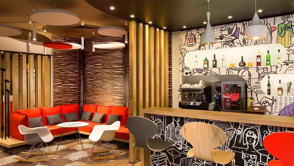 Ibis Hotel Heroes Square