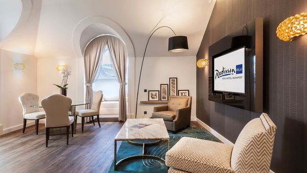 Radisson Blu Béke Hotel